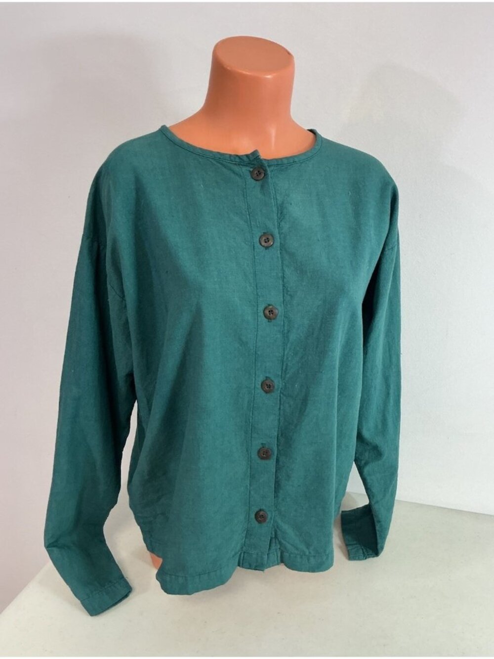 Green Linen Shirt Button Front Made USA Womens Large